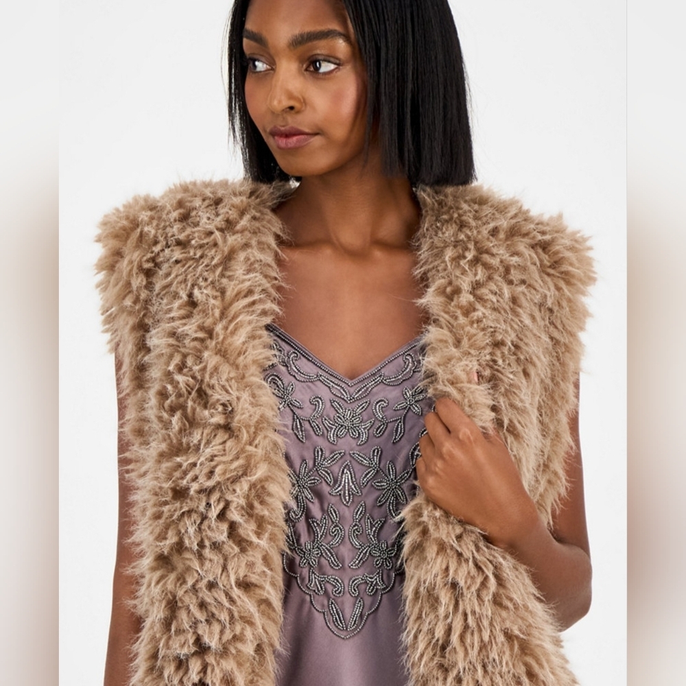 Chic Shaggy Sleeveless Vest